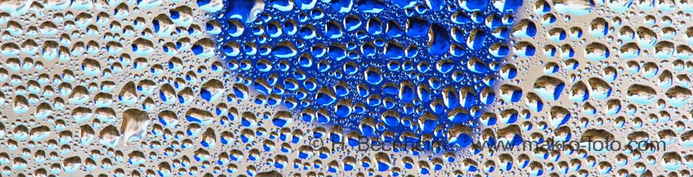 blaues Herz mit Tropfen